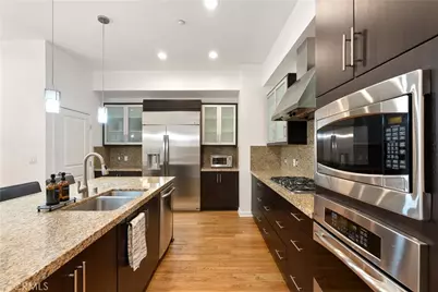 21 Gramercy #102, Irvine, CA 92612 - Photo 7