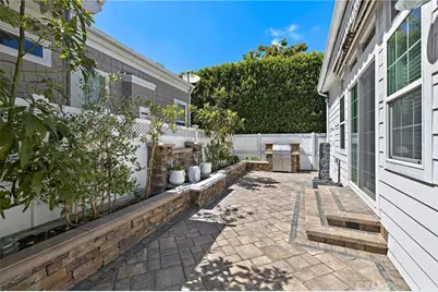 252 Mayflower, Newport Beach, CA 92660 - Photo 21