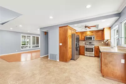 2993 N Cottonwood #13, Orange, CA 92865 - Photo 17
