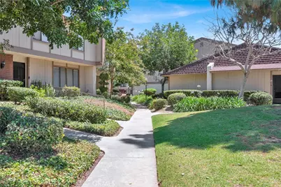 2993 N Cottonwood #13, Orange, CA 92865 - Photo 3