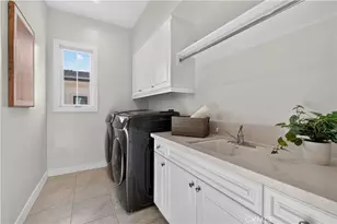 61 Buttonquail, Irvine, CA 92618 - Photo 33