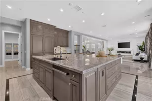 61 Buttonquail, Irvine, CA 92618 - Photo 21