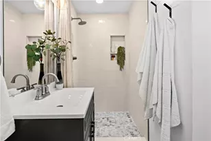 18211 Fairhaven, Santa Ana, CA 92705 - Photo 9