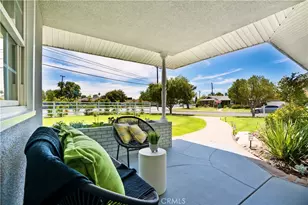 18211 Fairhaven, Santa Ana, CA 92705 - Photo 5