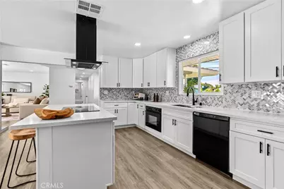 18211 Fairhaven, Santa Ana, CA 92705 - Photo 23
