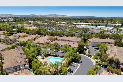 1602 Solvay Aisle, Irvine, CA 92606 - Photo 5