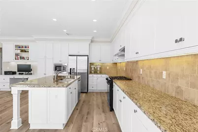 77 Rembrandt, Irvine, CA 92620 - Photo 13