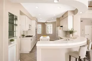 21276 Mazatlan, Mission Viejo, CA 92692 - Photo 5