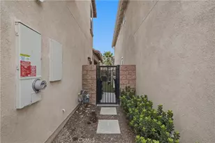 13895 Bell Wy, Fontana, CA 92336 - Photo 29