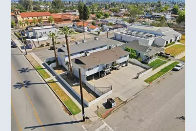 1401 Baker, Bakersfield, CA 93305 - Photo 3
