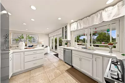 8 Autumn Oak, Irvine, CA 92604 - Photo 21