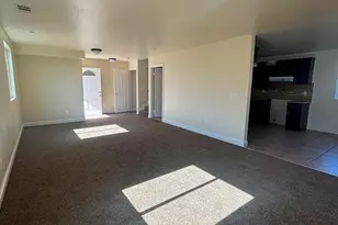 342 344 E 118th, Los Angeles, CA 90061 - Photo 9