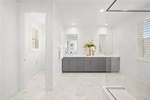 333 Baluster, Irvine, CA 92618 - Photo 17