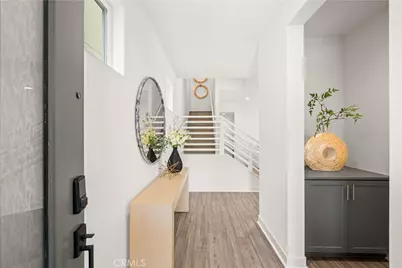 333 Baluster, Irvine, CA 92618 - Photo 3