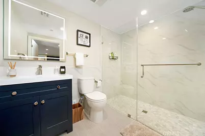 2939 Leeward Avenue #516, Los Angeles, CA 90005 - Photo 19