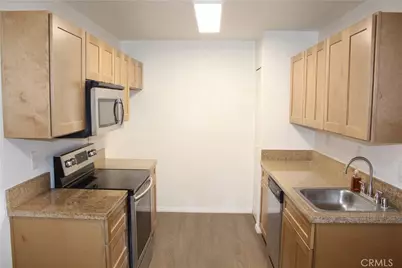 1265 Kendall #1511, San Bernardino, CA 92407 - Photo 9