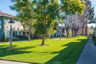 19760 Kingswood, Huntington Beach, CA 92646 - Photo 33