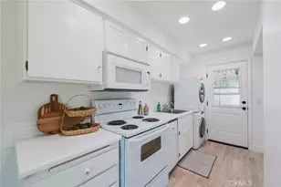 19760 Kingswood, Huntington Beach, CA 92646 - Photo 11