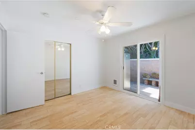 19760 Kingswood, Huntington Beach, CA 92646 - Photo 19