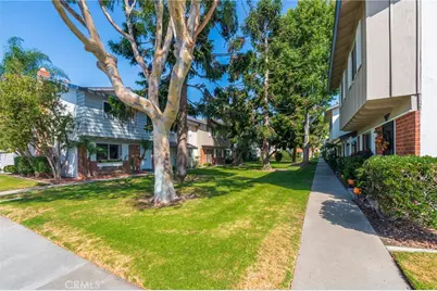 19760 Kingswood, Huntington Beach, CA 92646 - Photo 39