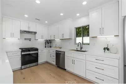 233 Santa Ana, Newport Beach, CA 92663 - Photo 11