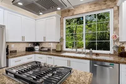 21792 Hermosa Lane, Rancho Santa Margarita, CA 92679 - Photo 11