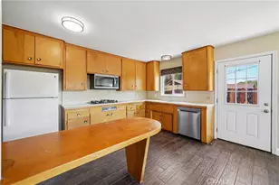 3595 Watkins Dr, Riverside, CA 92507 - Photo 13
