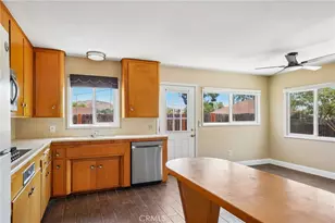 3595 Watkins Dr, Riverside, CA 92507 - Photo 17