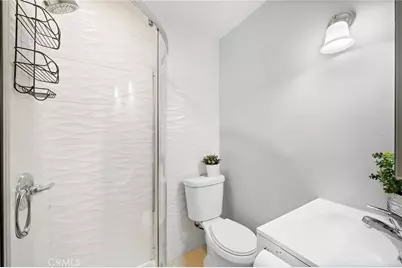 210 W Alton Avenue, Santa Ana, CA 92707 - Photo 21
