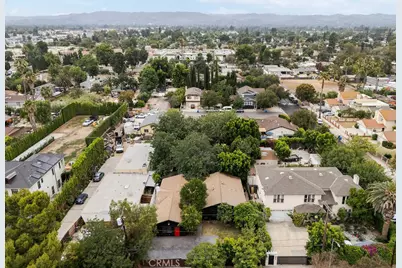 18646 Ingomar, Reseda, CA 91335 - Photo 47