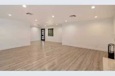 18646 Ingomar, Reseda, CA 91335 - Photo 21