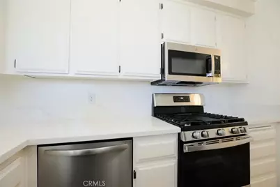 870 Lancaster, Claremont, CA 91711 - Photo 15