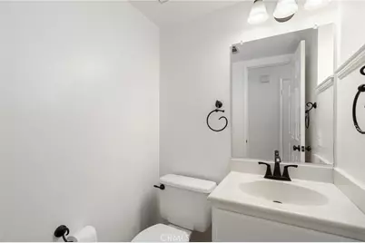 870 Lancaster, Claremont, CA 91711 - Photo 29