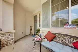 913 Avenal, Beaumont, CA 92223 - Photo 5