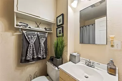 1209 E 124th Street, Los Angeles, CA 90059 - Photo 17