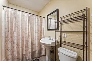 1209 E 124th St, Los Angeles, CA 90059 - Photo 23