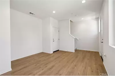 5876 Linden Ave Avenue #7, Long Beach, CA 90805 - Photo 7