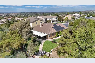 17089 Bluff Vista Court, Riverside, CA 92503 - Photo 43