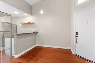 240 Pineview, Irvine, CA 92620 - Photo 5