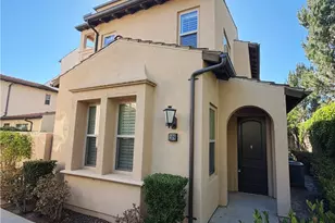 109 Tallowood, Irvine, CA 92620 - Photo 1