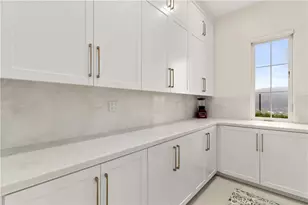 115 Sky Hts, Irvine, CA 92602 - Photo 11
