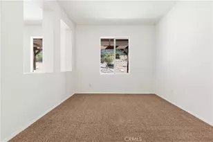 28549 Silverking Trail, Saugus, CA 91390 - Photo 7