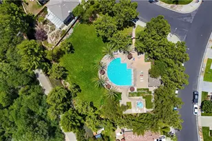 28549 Silverking Trail, Saugus, CA 91390 - Photo 57