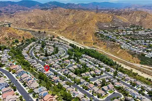28549 Silverking Trail, Saugus, CA 91390 - Photo 51