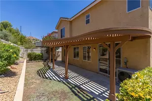 28549 Silverking Trail, Saugus, CA 91390 - Photo 23