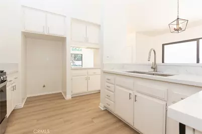 18 W Lucero, Irvine, CA 92620 - Photo 3