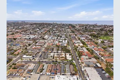 206 Portland Avenue, Huntington Beach, CA 92648 - Photo 59