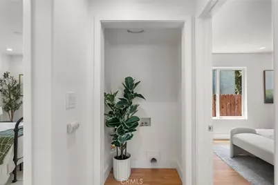3705 S St Andrews, Los Angeles, CA 90018 - Photo 21