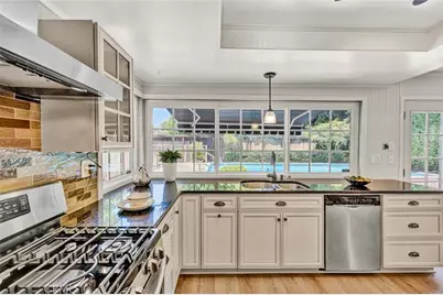 14871 Foxcroft Road, Tustin, CA 92780 - Photo 11