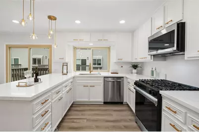 8 Summer Breeze, Irvine, CA 92603 - Photo 3